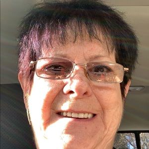 Meet your Posher, Jeanne m